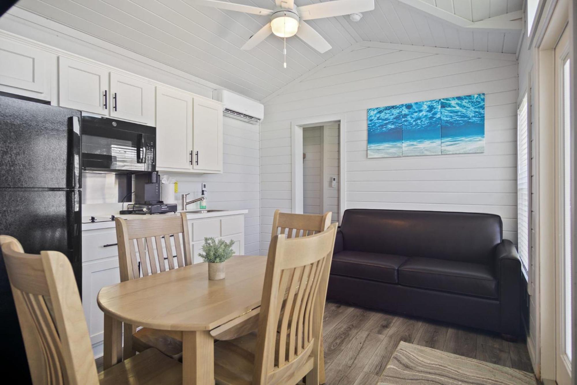 Tiny Home Fishing Expedition Bolivar Peninsula Exterior photo